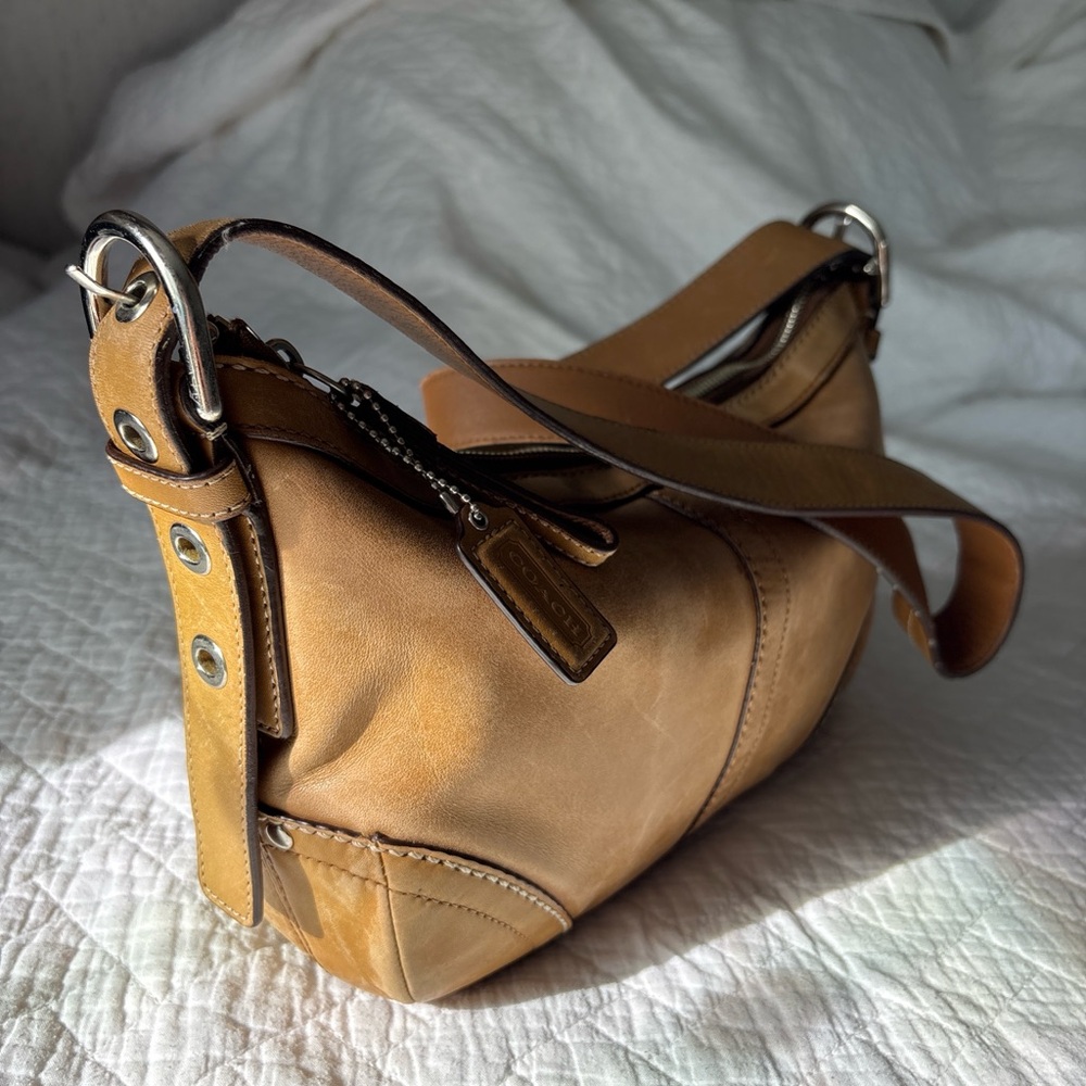 Coach soho hobo mini tote tan w silver hardware 2009